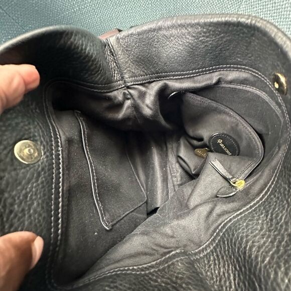 Mulberry Mitzy Tote in Black, Calfskin Leather - Picture 9 of 12